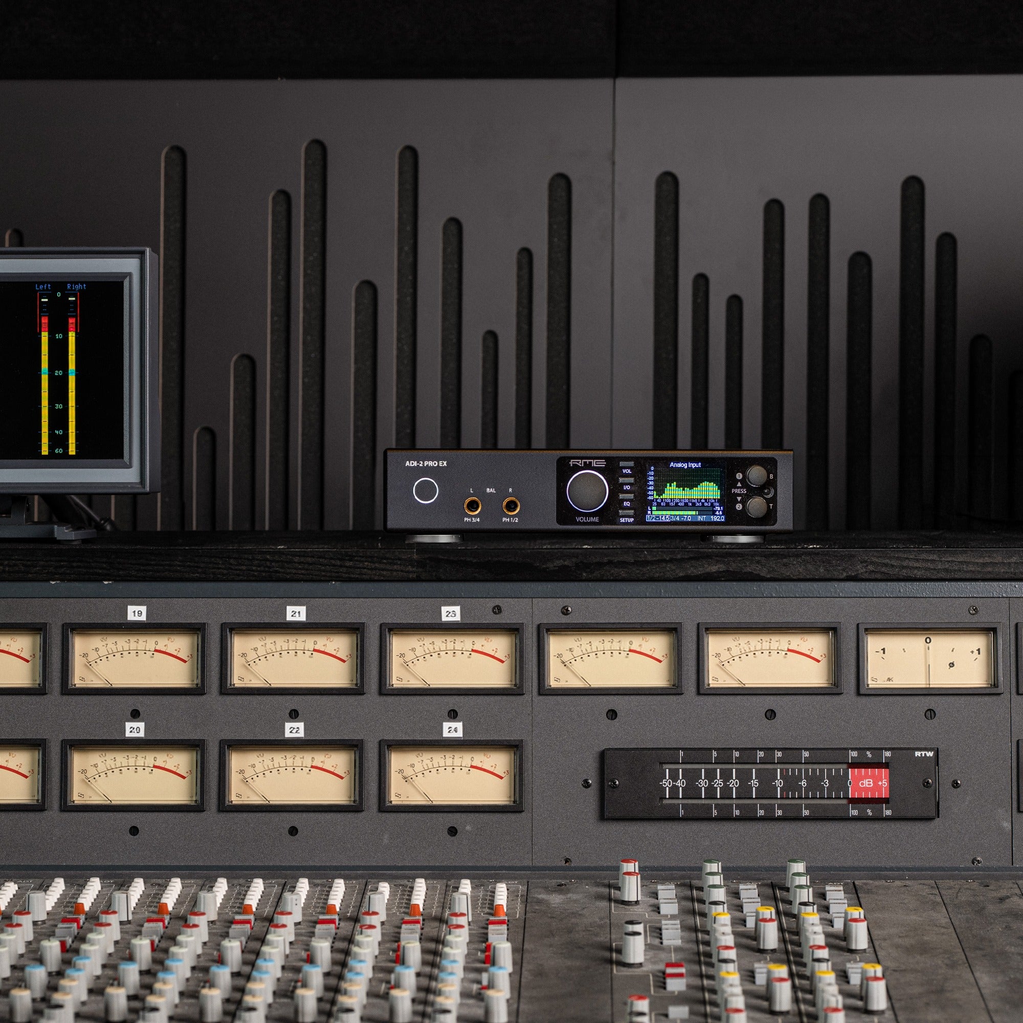 RME ADI-2 Pro EX in mastering studio