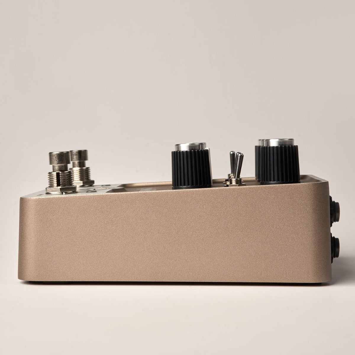 Universal Audio UAFX Golden Reverberator - Soundium