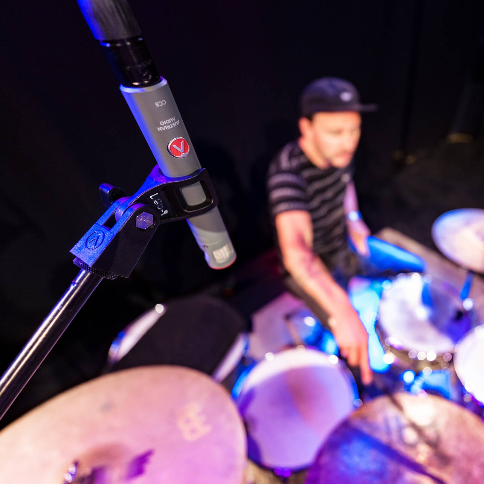 Austrian Audio CC8 stereo condenser microphones set with two microphones and accessories for professional audio recording.