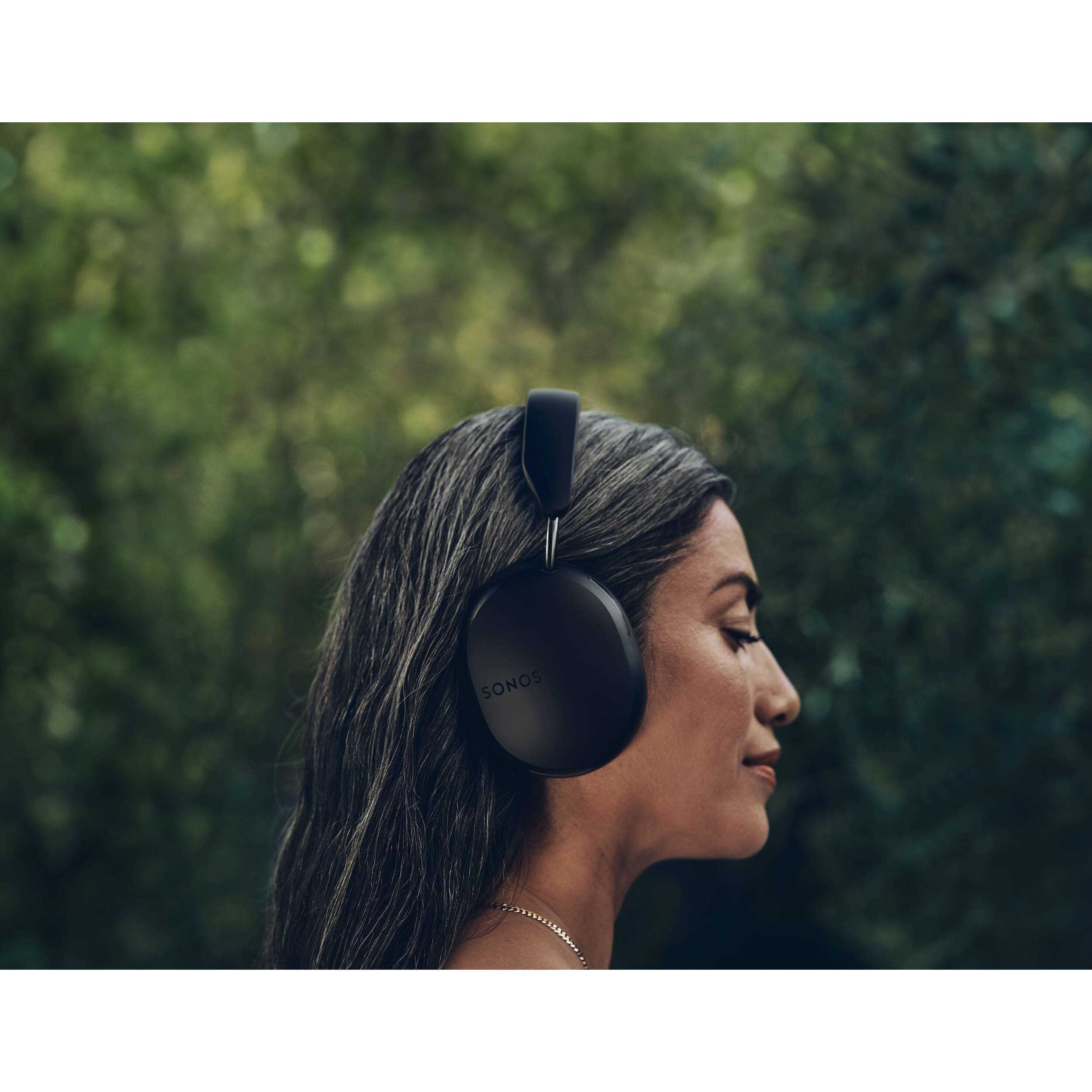 Sonos wireless headphones with sleek design and cushioned ear cups, shown in image 1826301-reg_12.jpg.