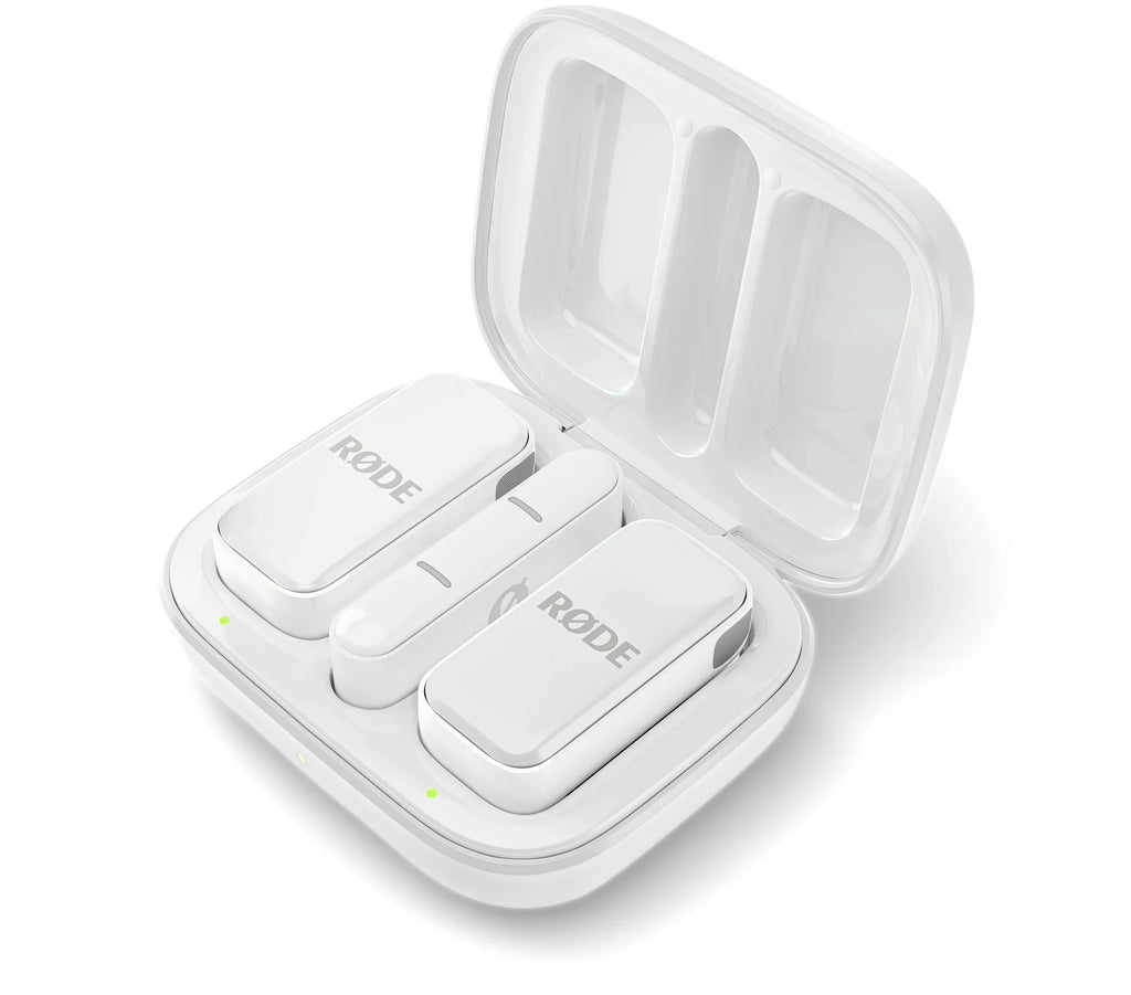 Rode Wireless Micro Lightning system with compact microphone and receiver, ideal for professional wireless audio recording.
