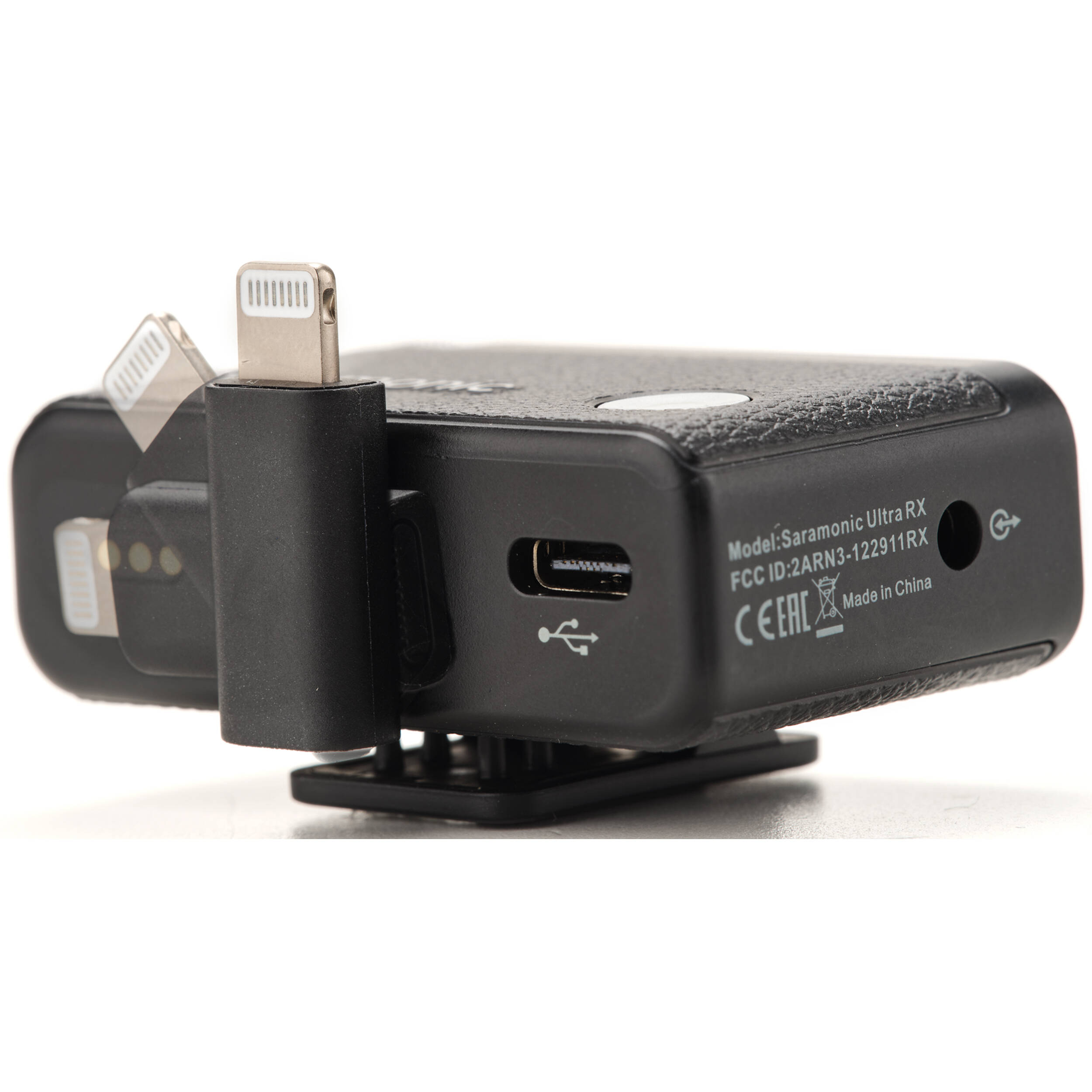 Saramonic Ultra Creator Wireless Microphone System with transmitter and receiver units on a table.