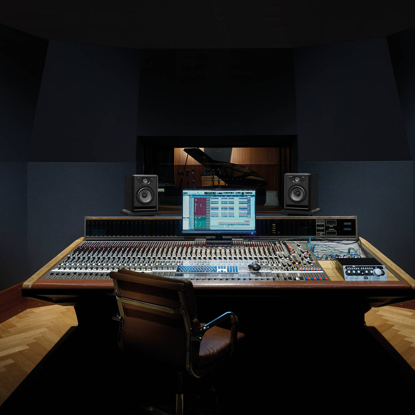 Focal Solo6