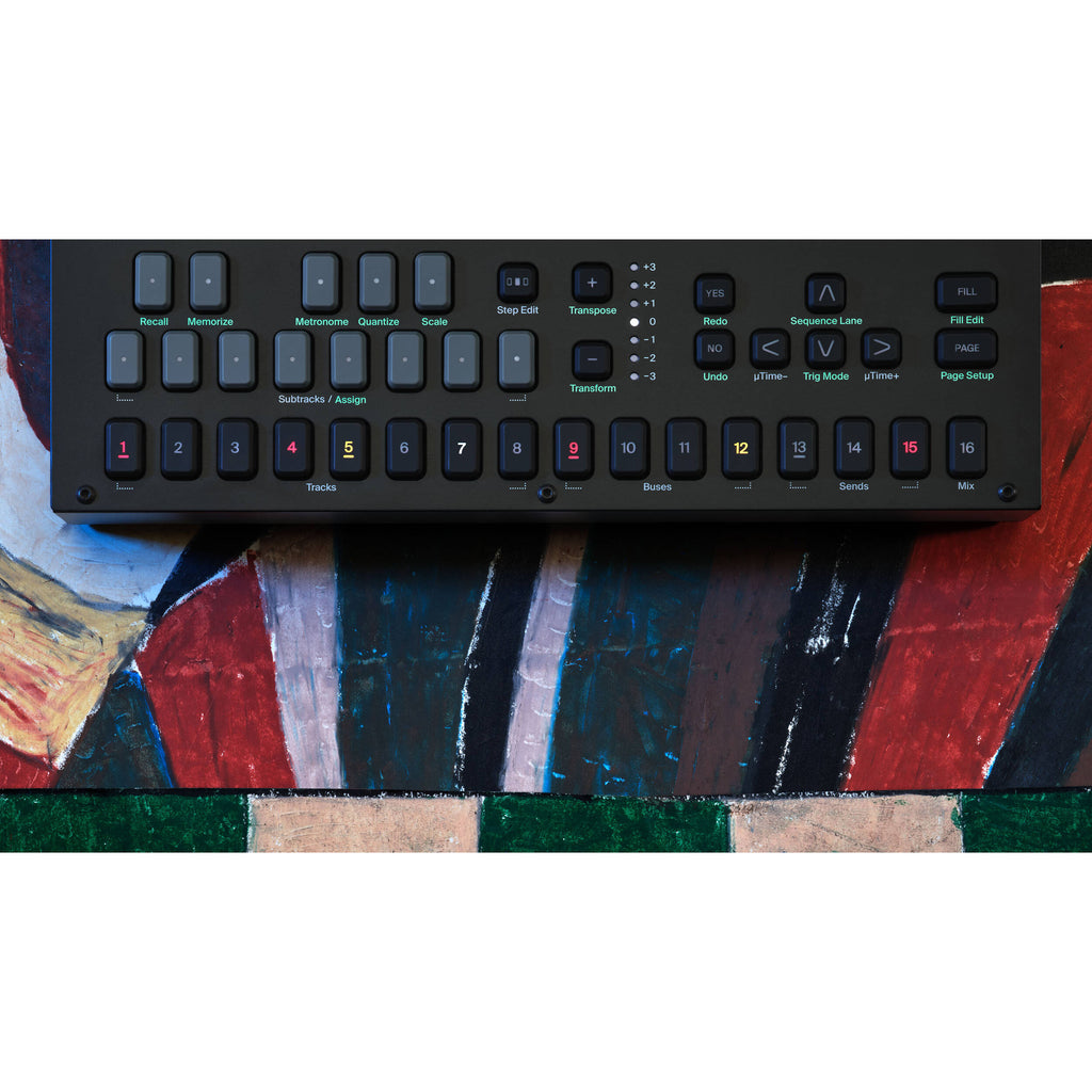 Elektron Elektron Tonverk drum machine and sampler with control knobs and buttons, compact electronic music production device