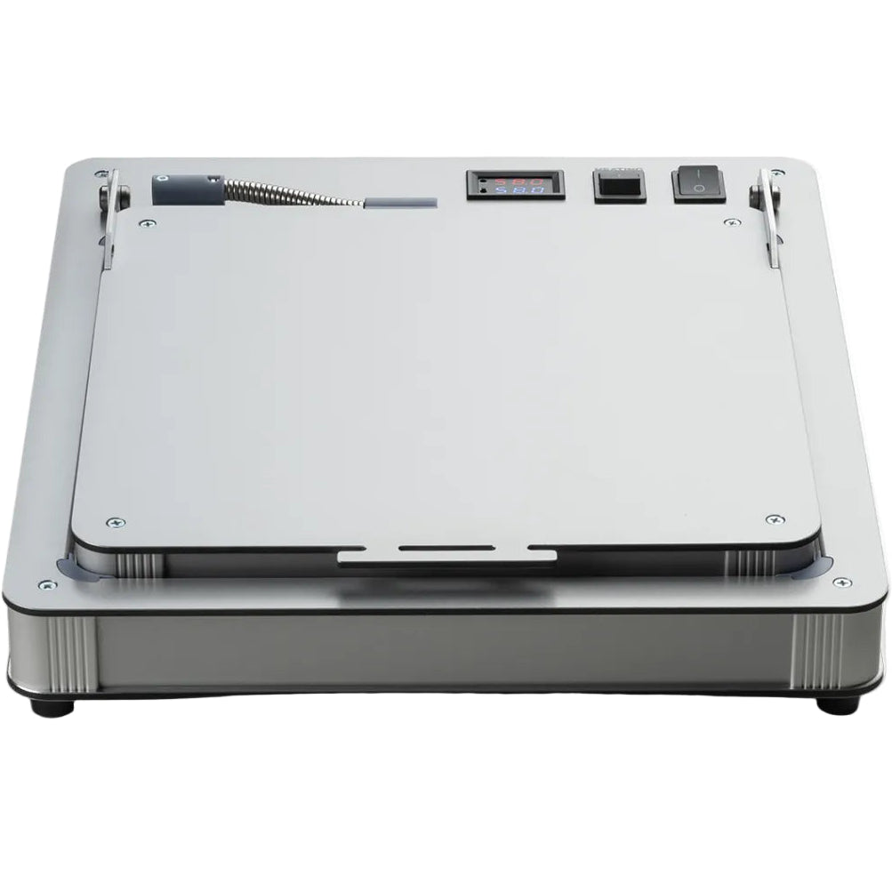Pro-Ject Flatten it turntable isolation accessory with rubber pads for vibration reduction and stability on a flat surface.