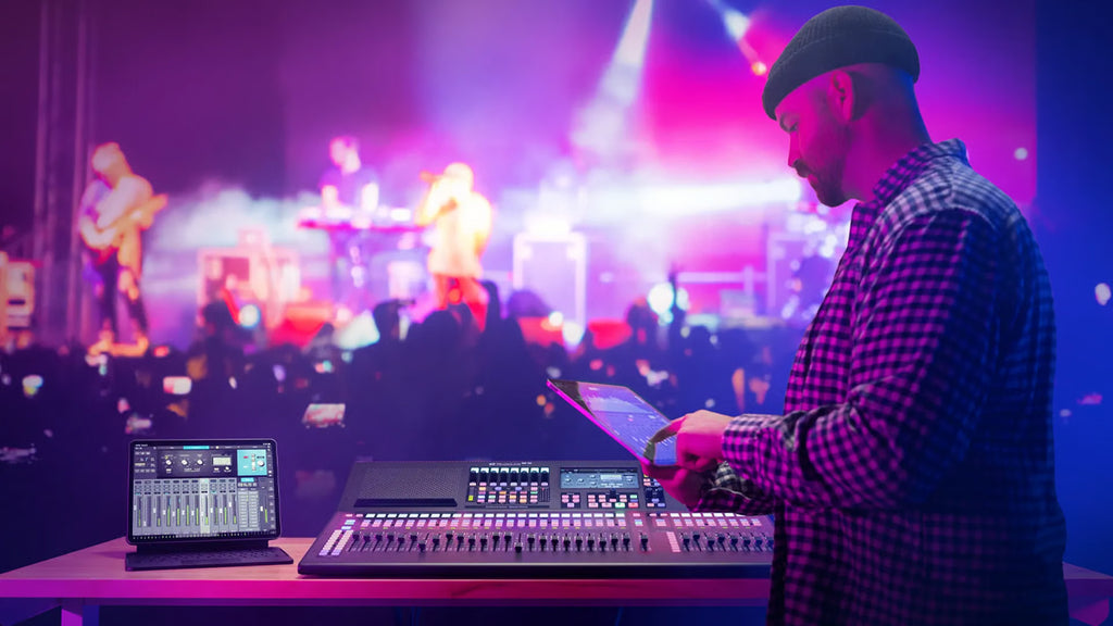Presonus StudioLive Series III SE 32 digital mixer with multiple channels, control knobs, and digital display for professional audio mixing