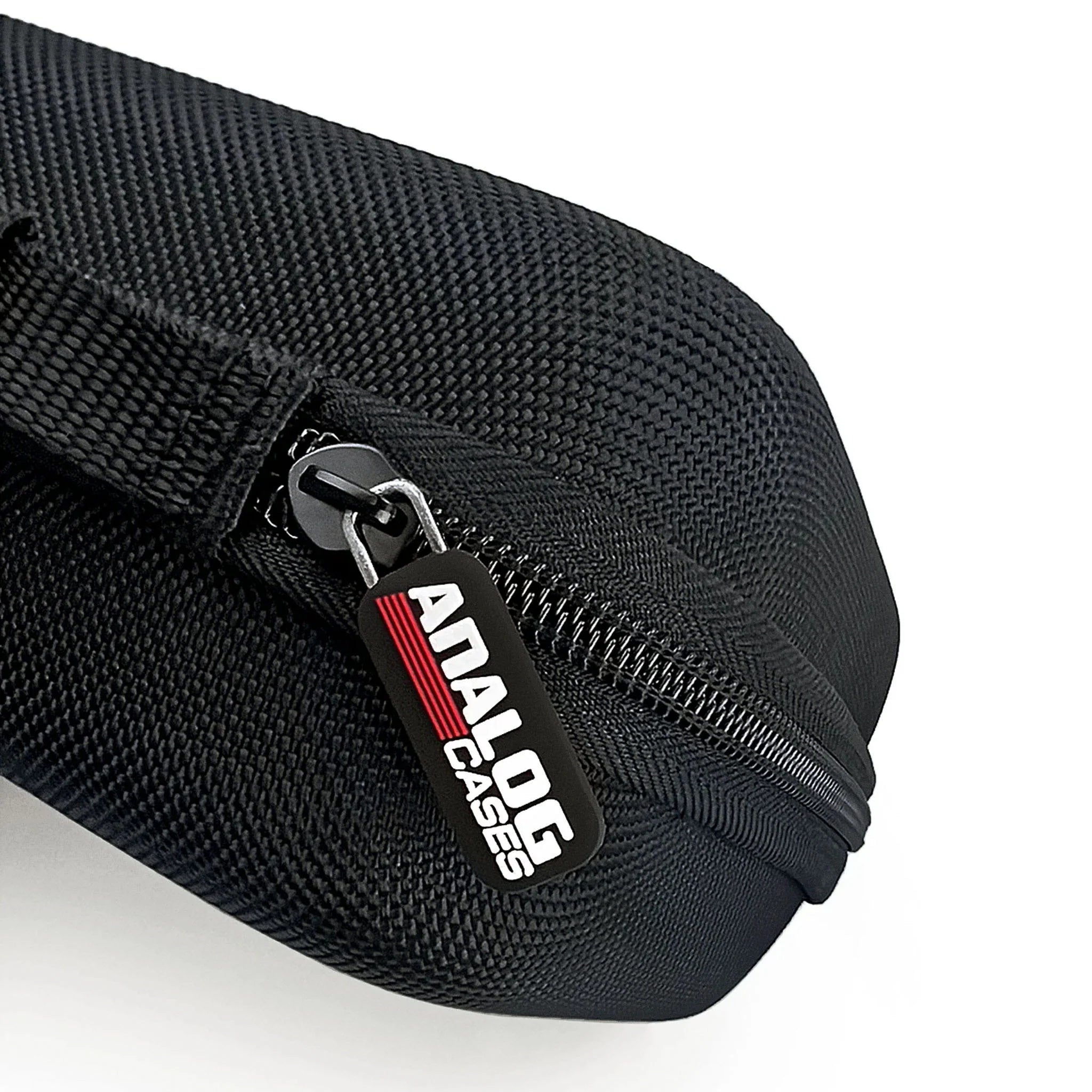 Analog Cases PULSE Studio Bag designed for Novation Launch Control XL MK3 and Elektron Digitakt, with padded interior and sturdy exterior.
