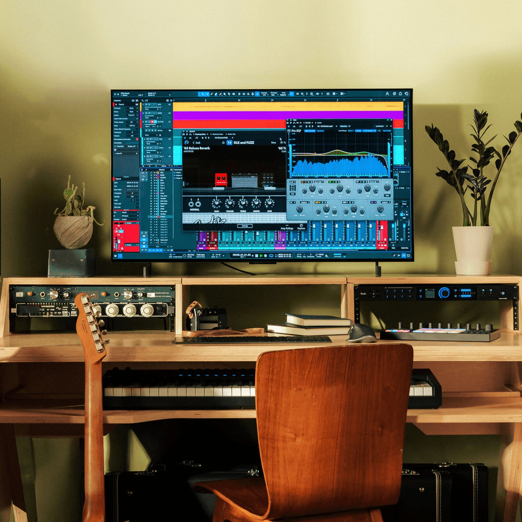 Fender Studio Pro student DAW software box with digital interface and software cover art, designed for music production and editing.