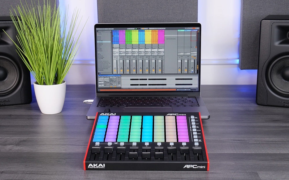 Akai Professional APC Mini MK2 MIDI controller, view 8