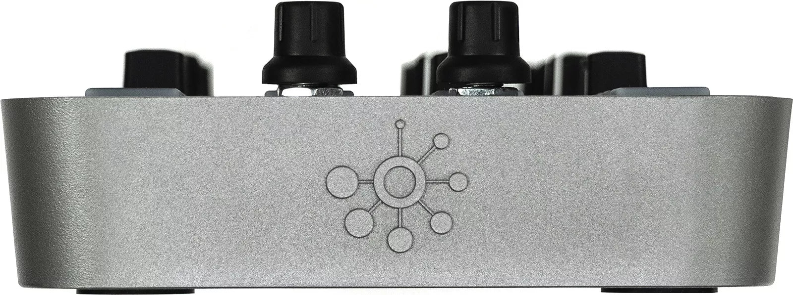 Allen & Heath Xone:K3 DJ controller, view 4