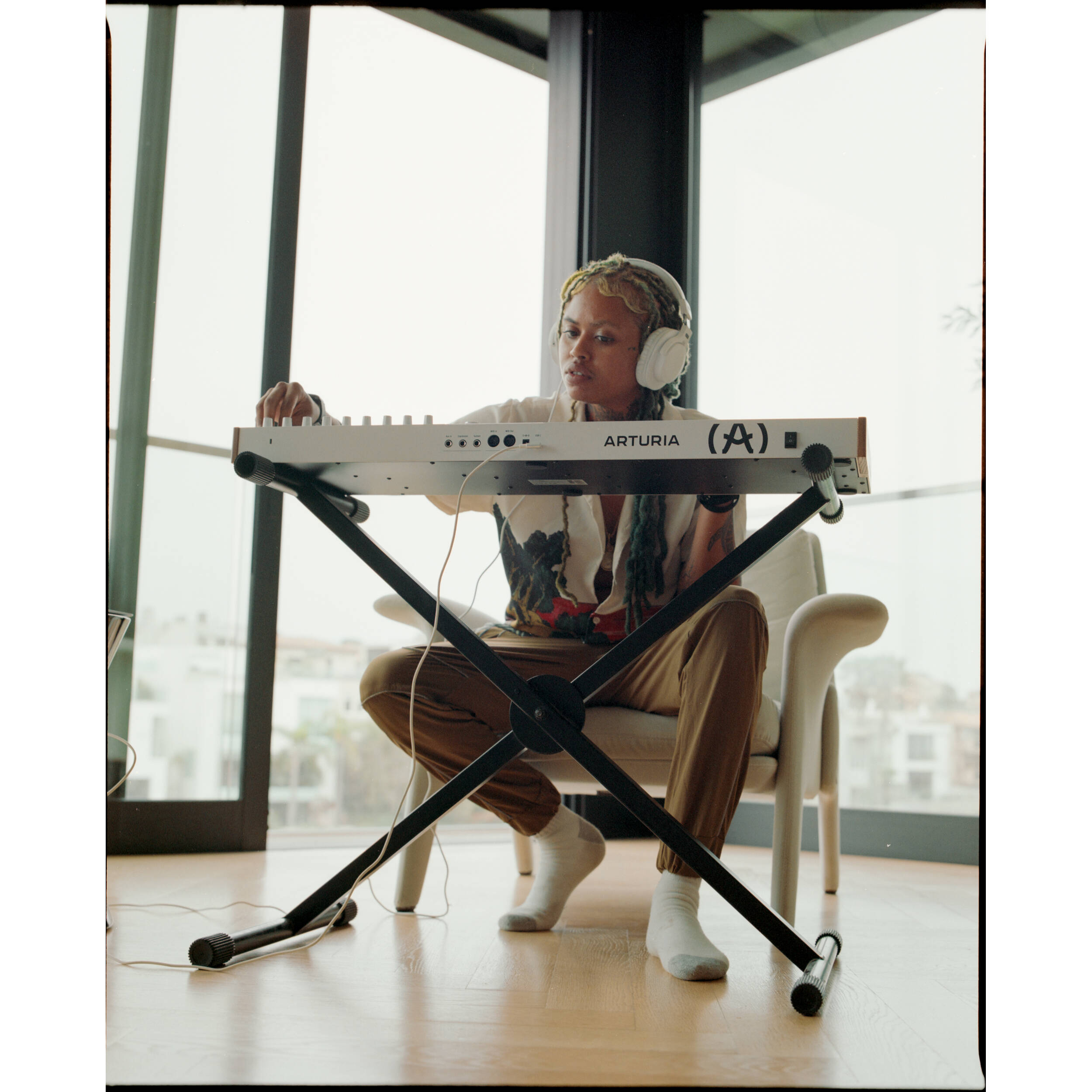 Arturia KeyLab 61 MK3 MIDI keyboard with 61 keys, control knobs, and integrated software interface for music production.