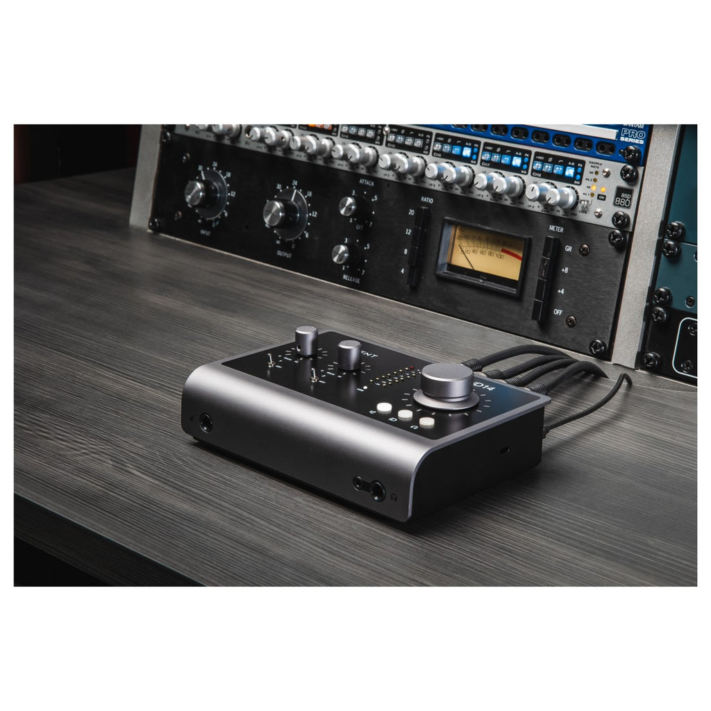 Audient iD14 MK2 audio interfaces, alternate view 7