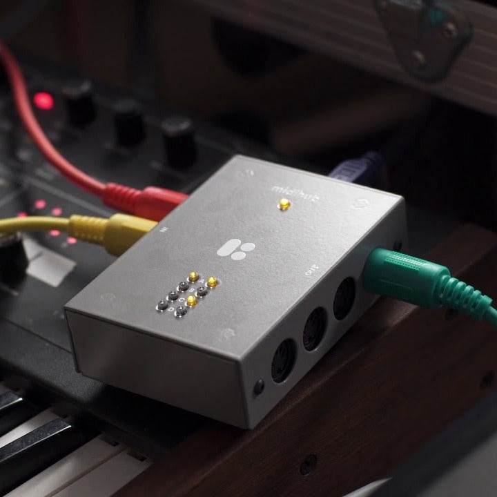 Blokas Midihub standalone MIDI processor, in use