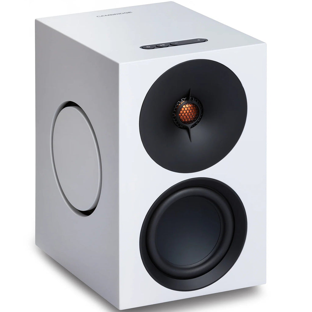 Cambridge Audio L/R M active bookshelf speakers, white, front view