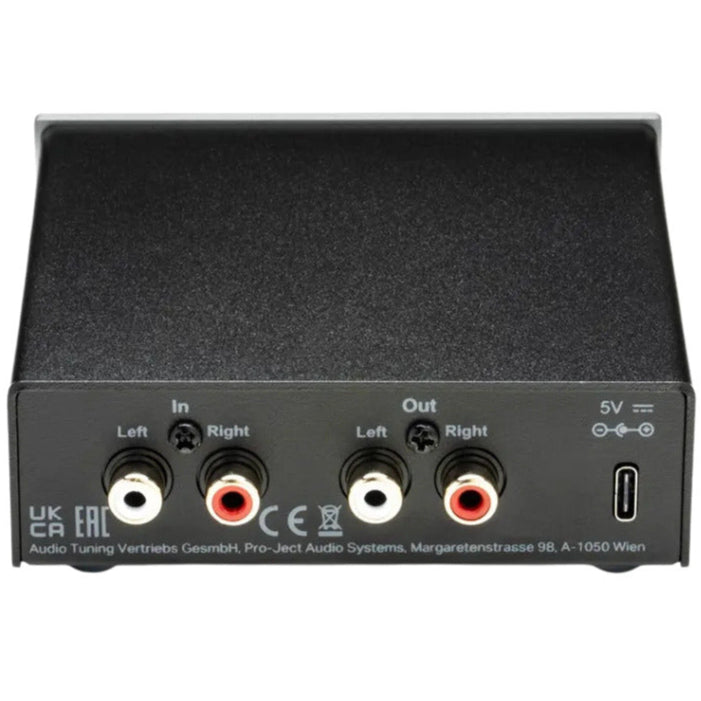 Pro-Ject Head Box E headphone amplifier and DAC with sleek black design and multiple input options for high-quality audio.