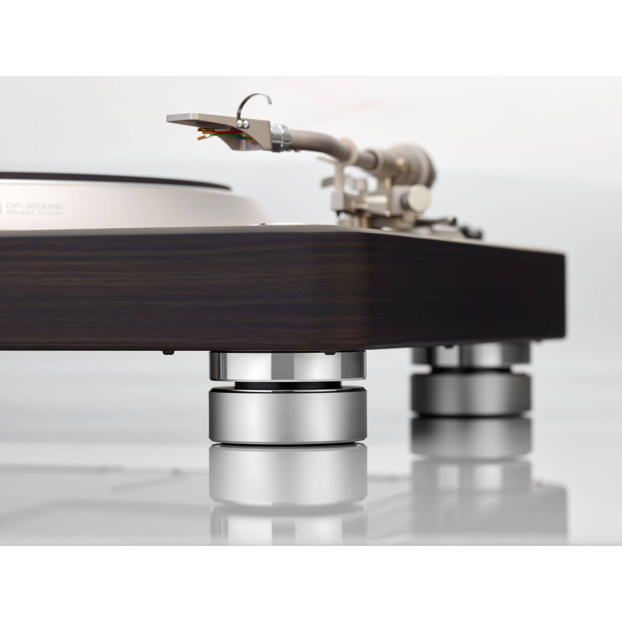 Denon DP-3000NE turntables, back