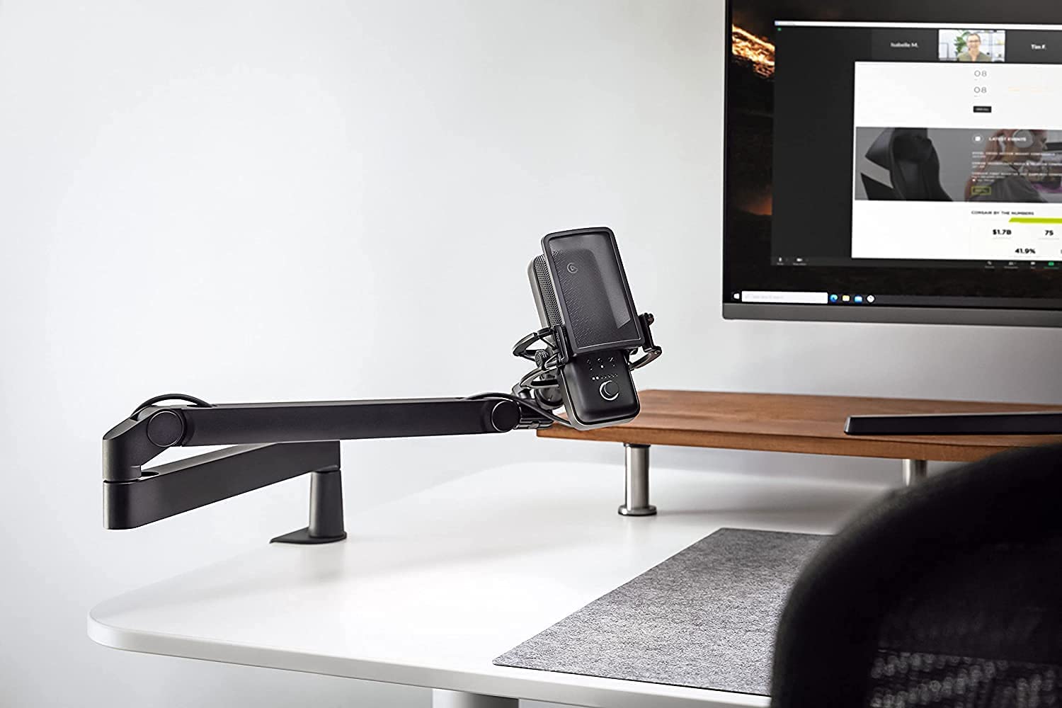 Elgato Wave Mic Arm low-profile microphone arm, in black