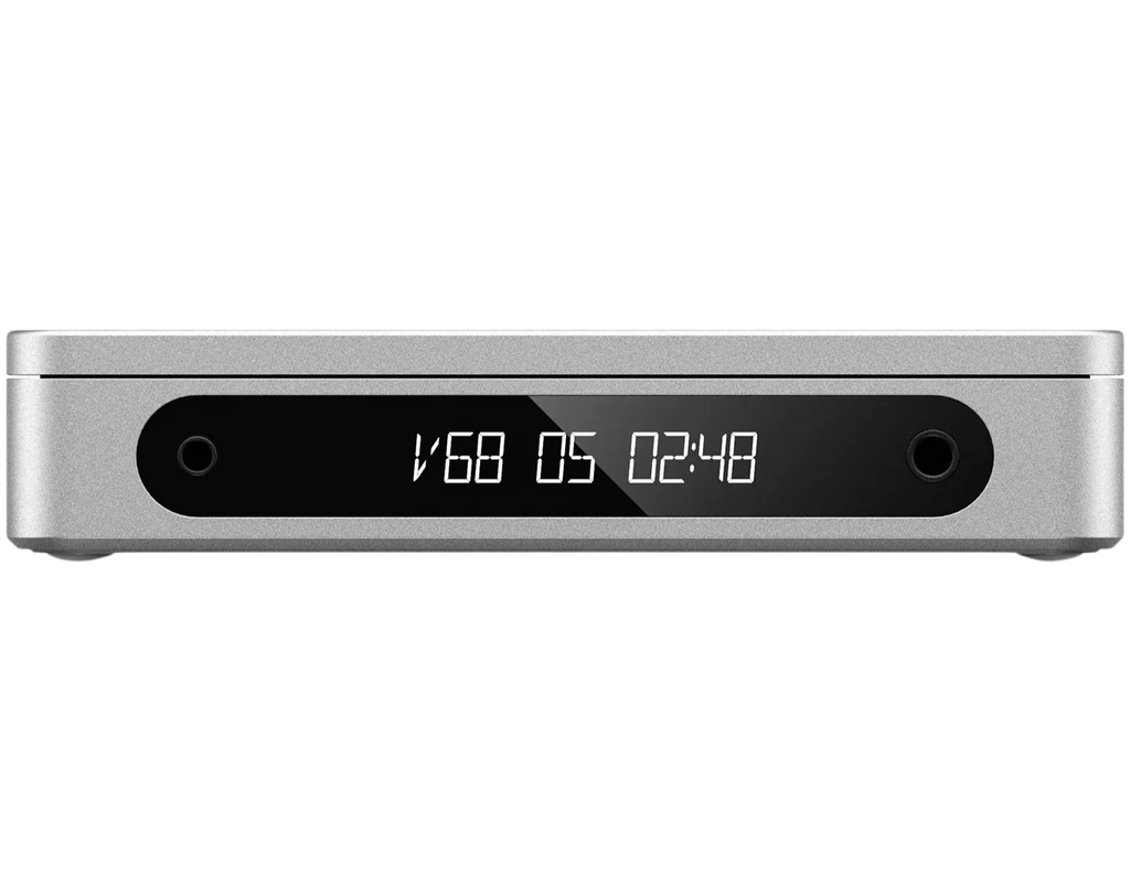 FiiO DM13 BT portable music player, in black