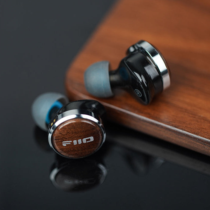 FiiO FP3 wired in-ear monitors, black.