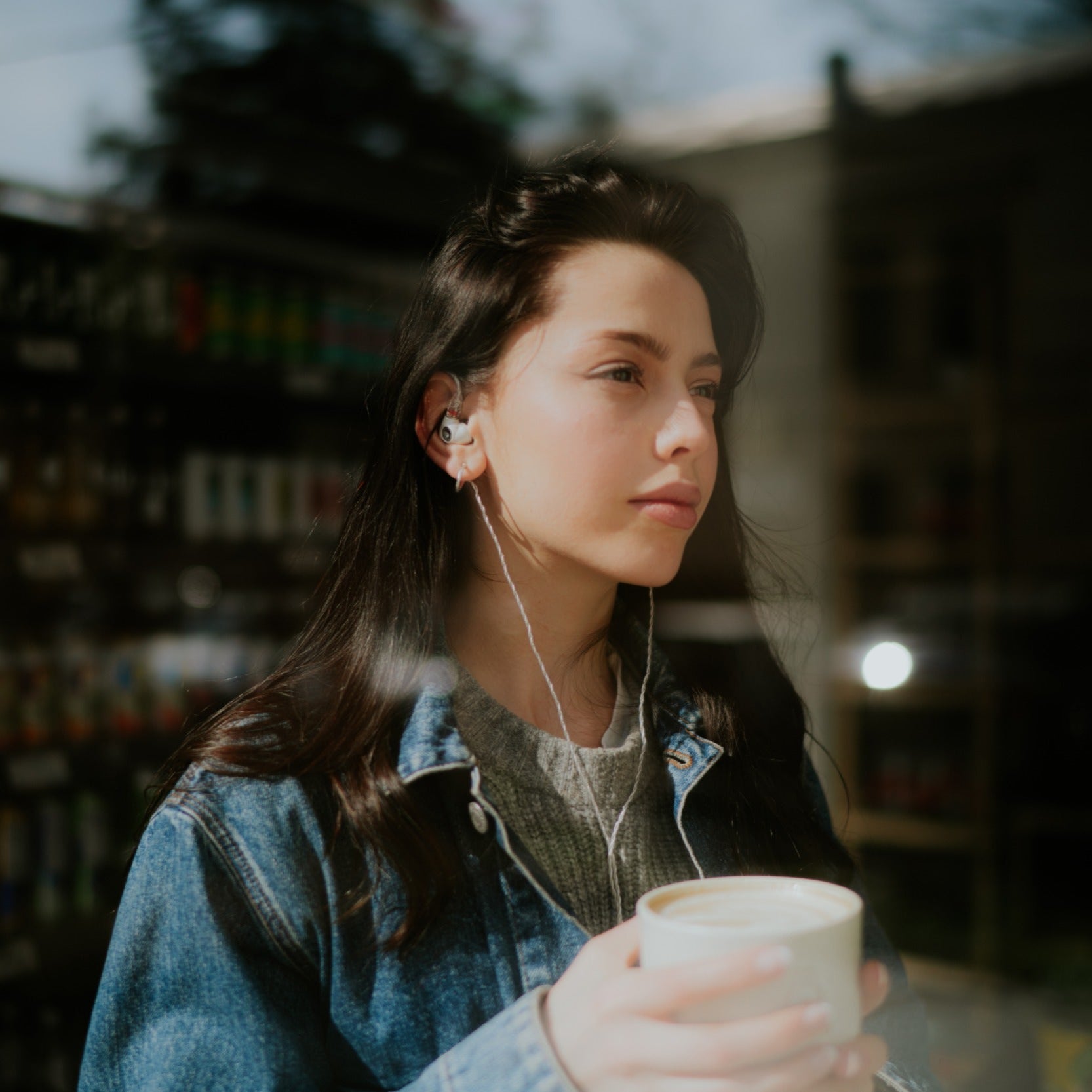 Meze Audio Alba in-ear headphones in black
