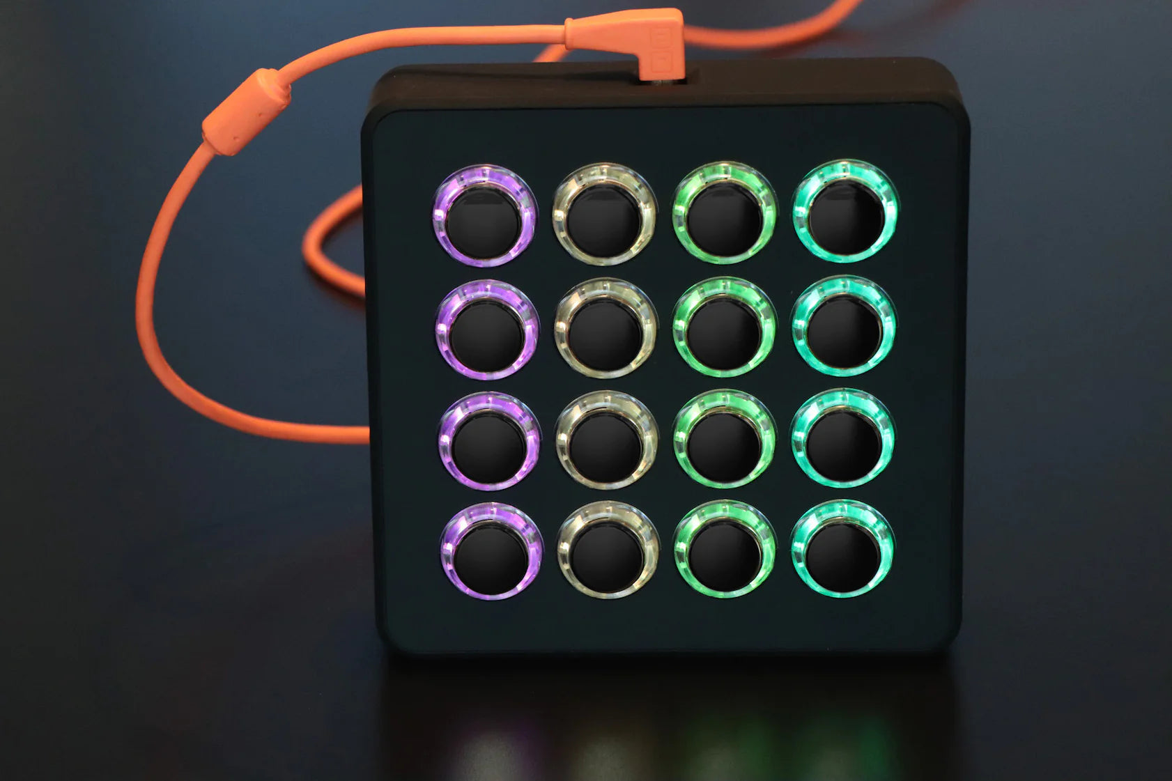 DJ TechTools Midi Fighter Spectra