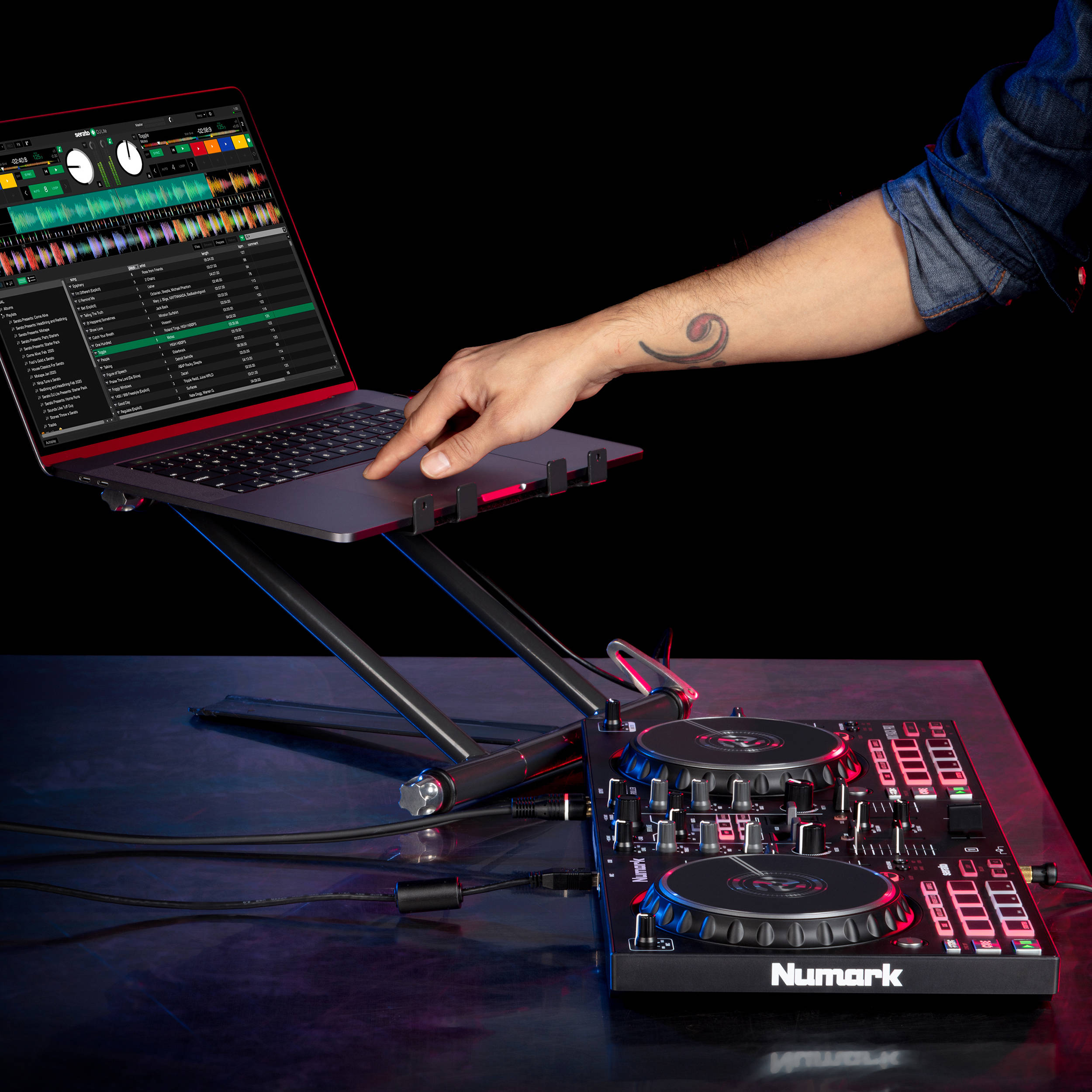 Numark Mixtrack Pro FX DJ controller, view 8
