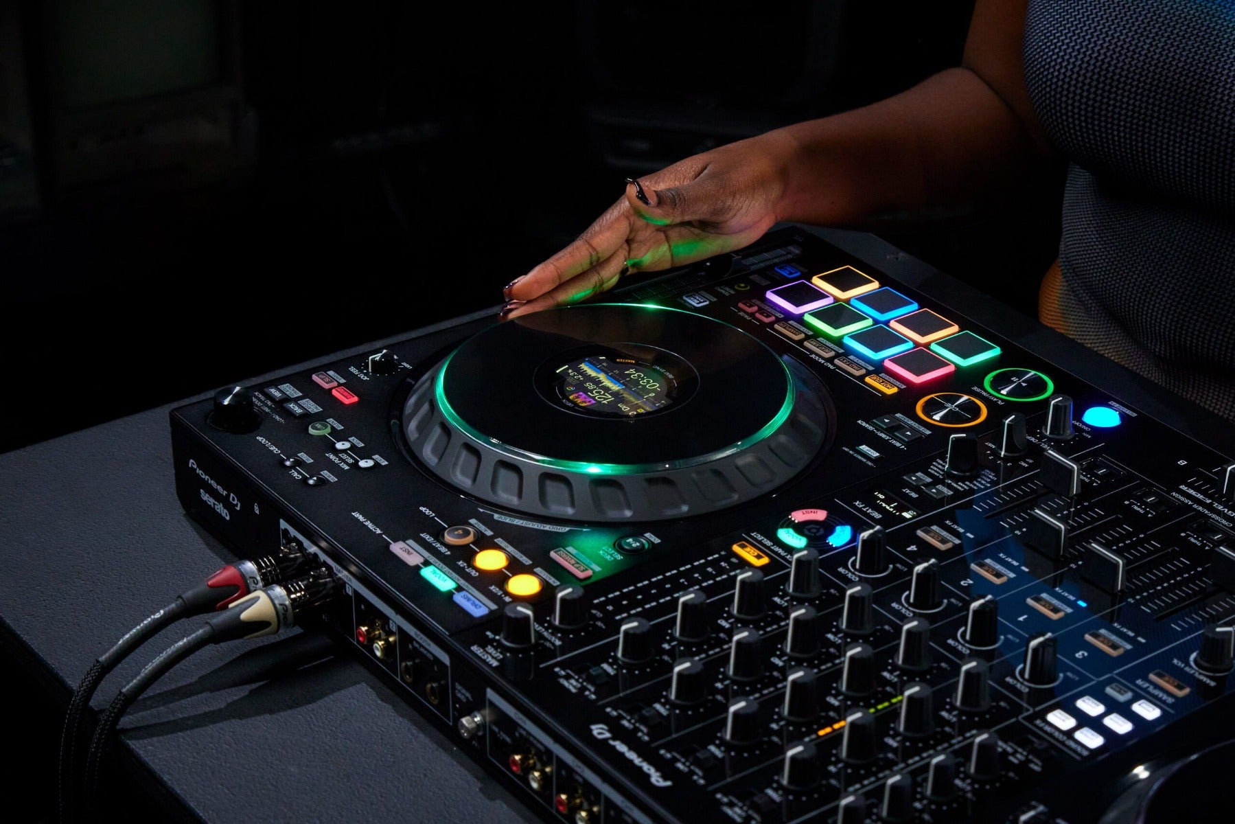 Pioneer DJ DDJ-FLX10 DJ controller