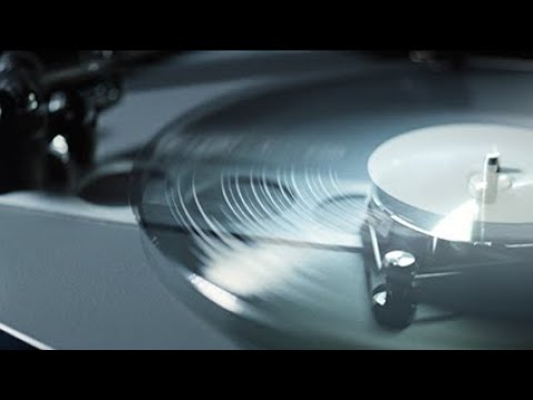 Rega Planar 6 (Polaris Grey, w/ Nd5 Cartridge)