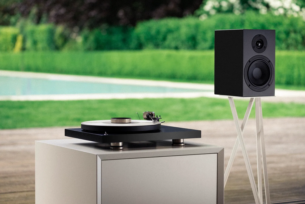 Pro-Ject Debut Pro, turntables, lifestyle, satin black