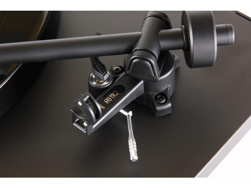 Rega Planar 1 Plus turntable