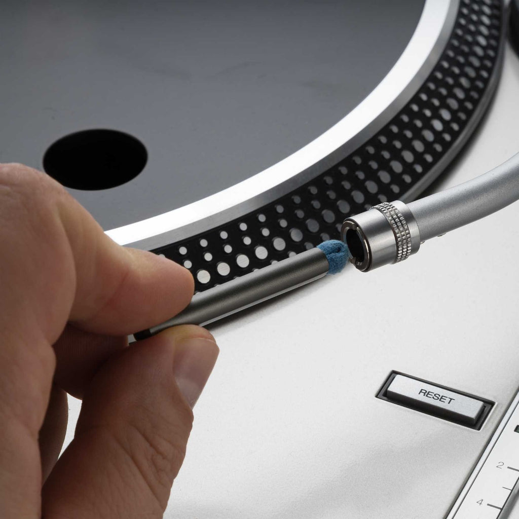 Reloop Tonearm & Cartridge Contact Cleaning Set, cartridge accessories, angle