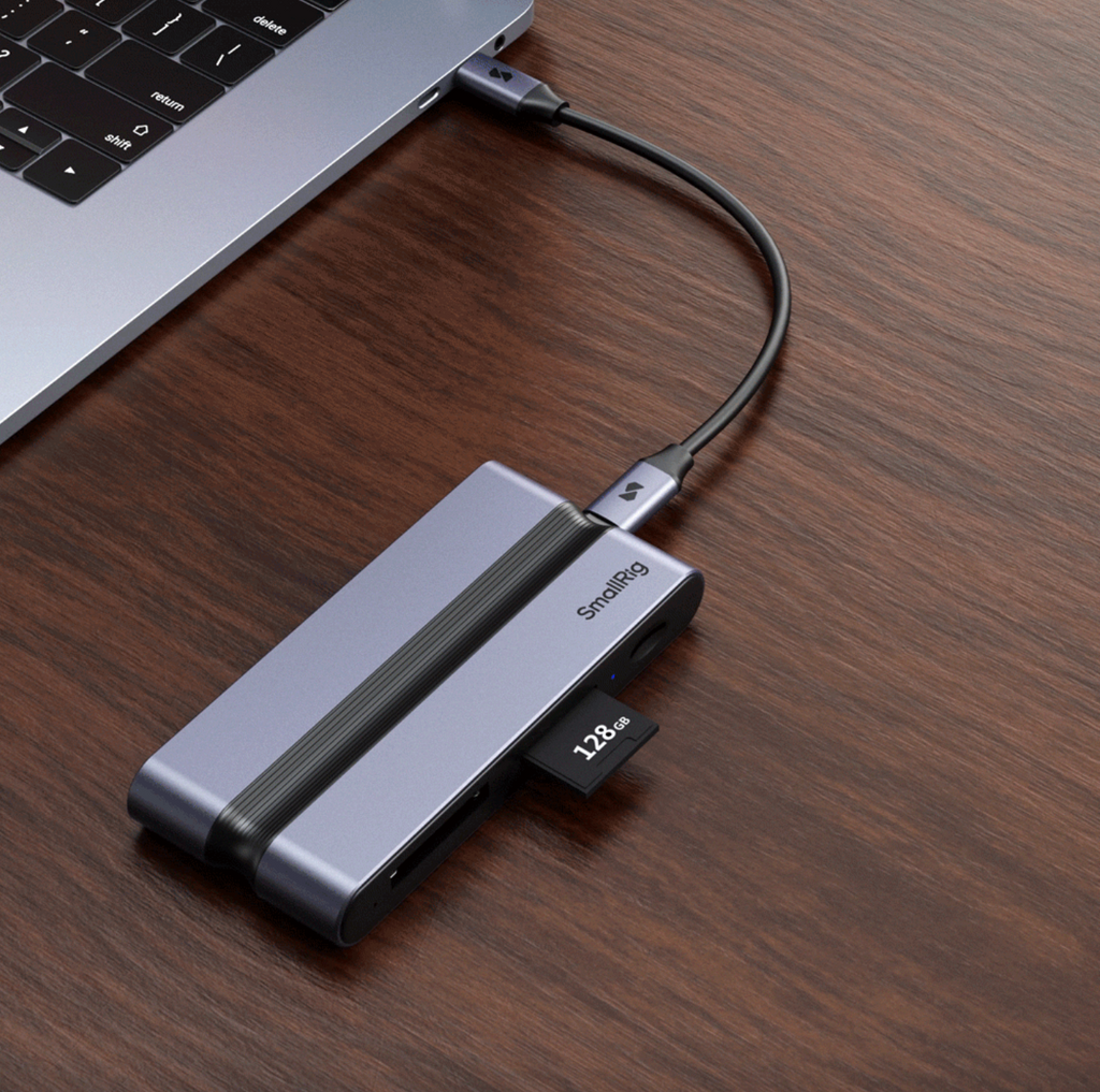 SmallRig CFexpress 9-in-1 Docking Station Type B with multiple ports for data transfer and device connectivity, compact design.