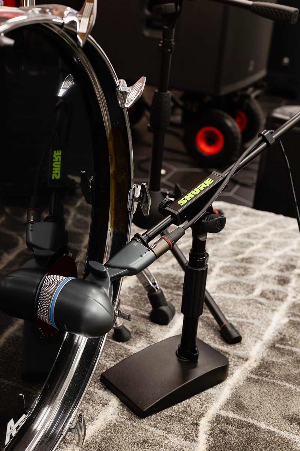 Shure SH-DESKTOP2 desktop microphone stand, thread detail