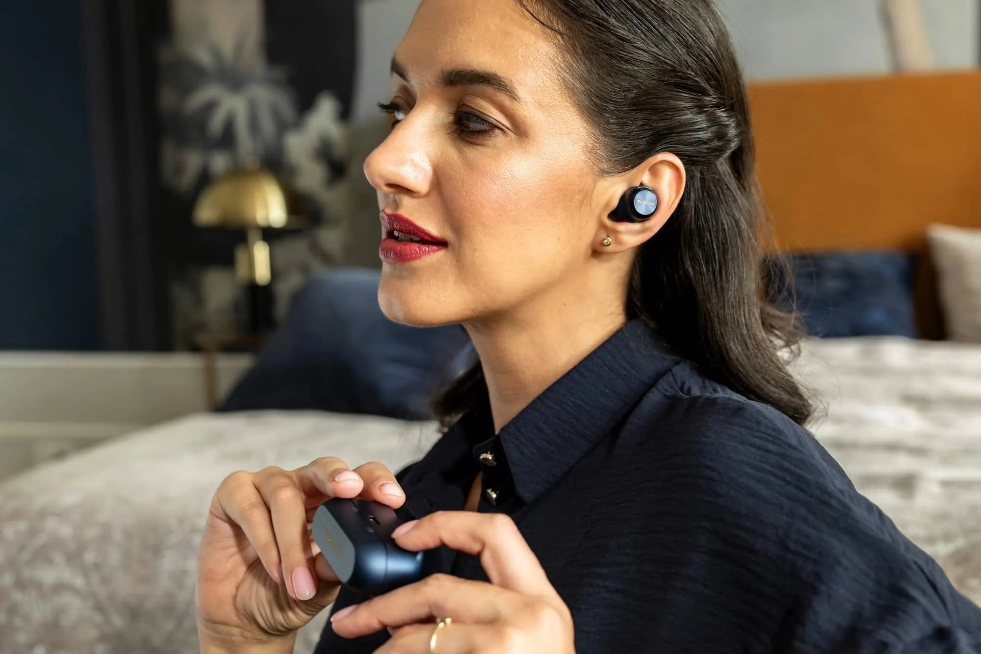 Technics EAH-AZ100 true wireless earbuds, lifestyle setting