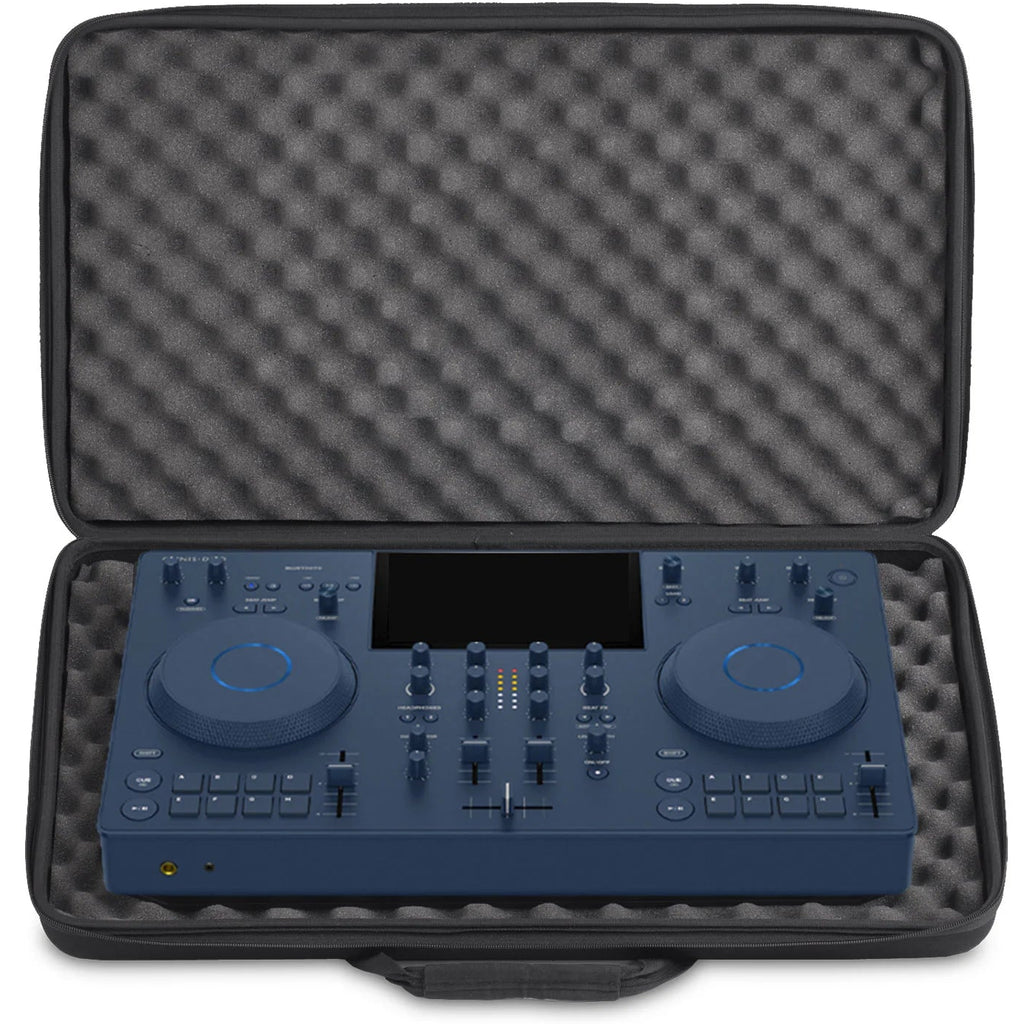 UDG Creator Controller Hardcase Large Black (U8302BL), detail view.