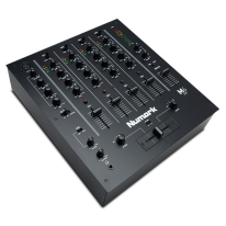 Numark M6 USB DJ Mikserpult (Must)